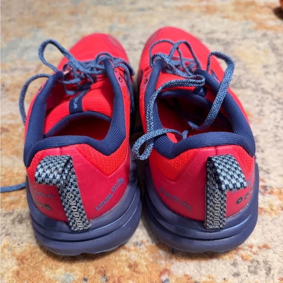 Brooks Men’s Running Shoes - Picture 3 of 6